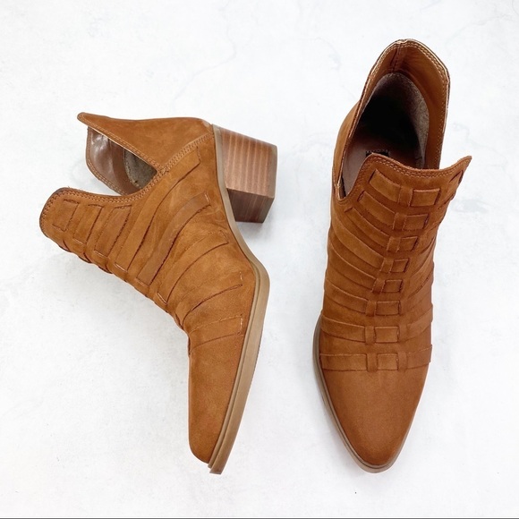 [Steve Madden] Dova Slip-On Bootie - Picture 3 of 7